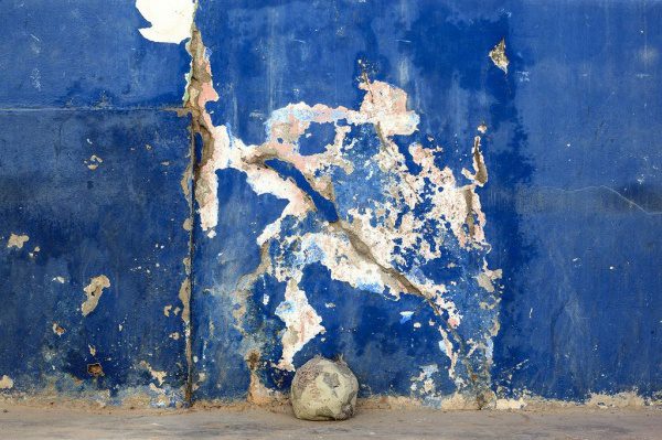 Detail from 'Found not taken' series, March, 2013, Luanda, Angola. © E.Chagas
