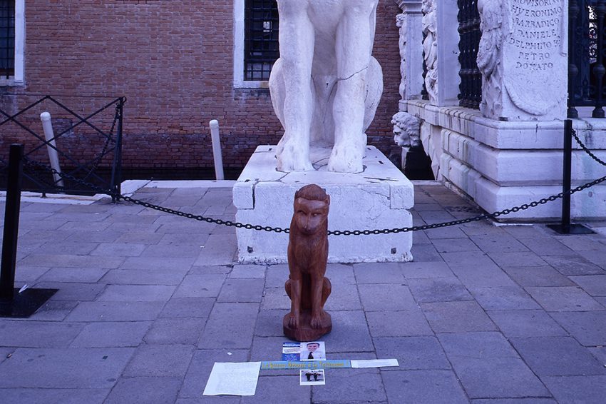 Inverted Space, an artistic project by Georges Adéagbo 