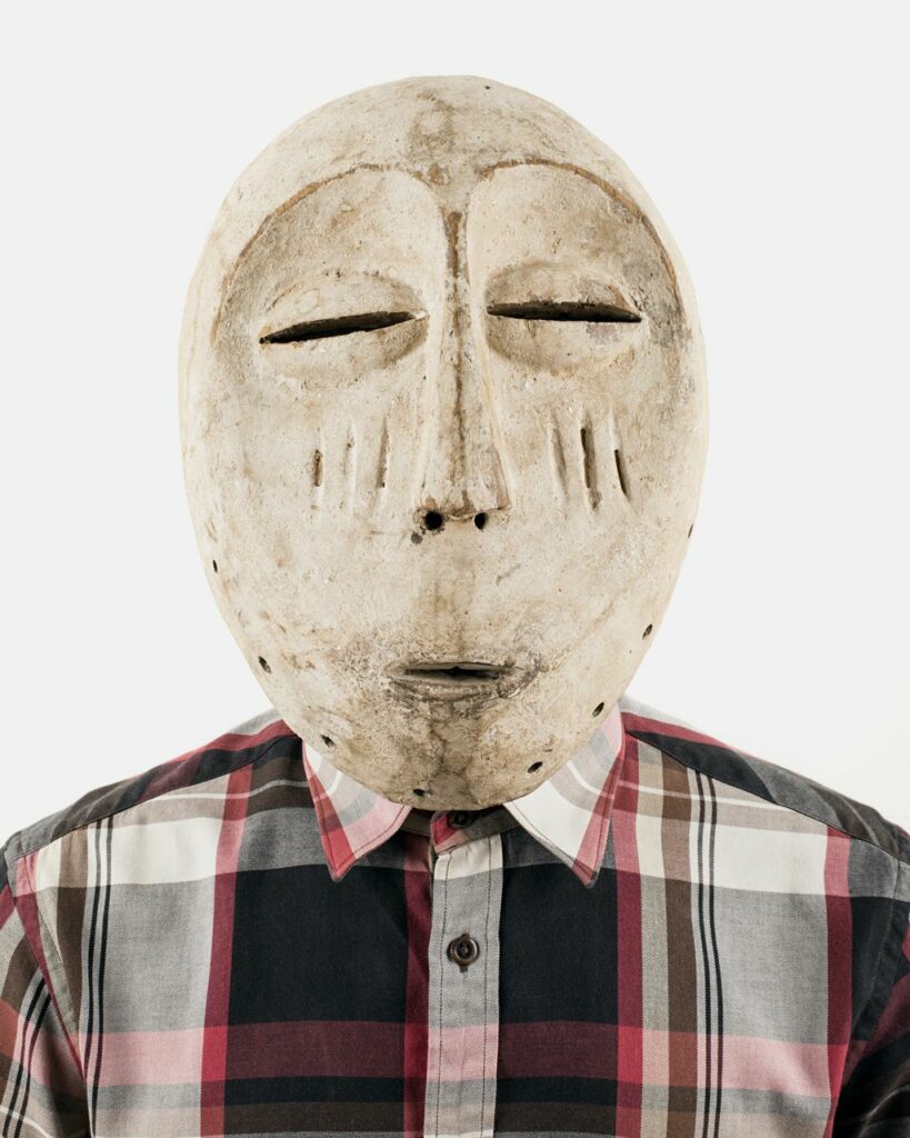 TIPO PASSE, 2014, (S2A2144), C print, Paper size and image size: 100 x 80 cm, Ed. of 5 + 2AP,, Courtesy: STEVENSON Gallery