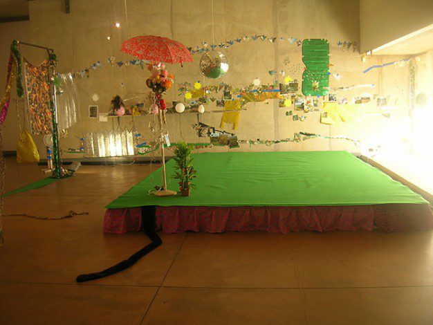 Din.Bopape-Grass-greensky-blue...-2008-klein3-626x470