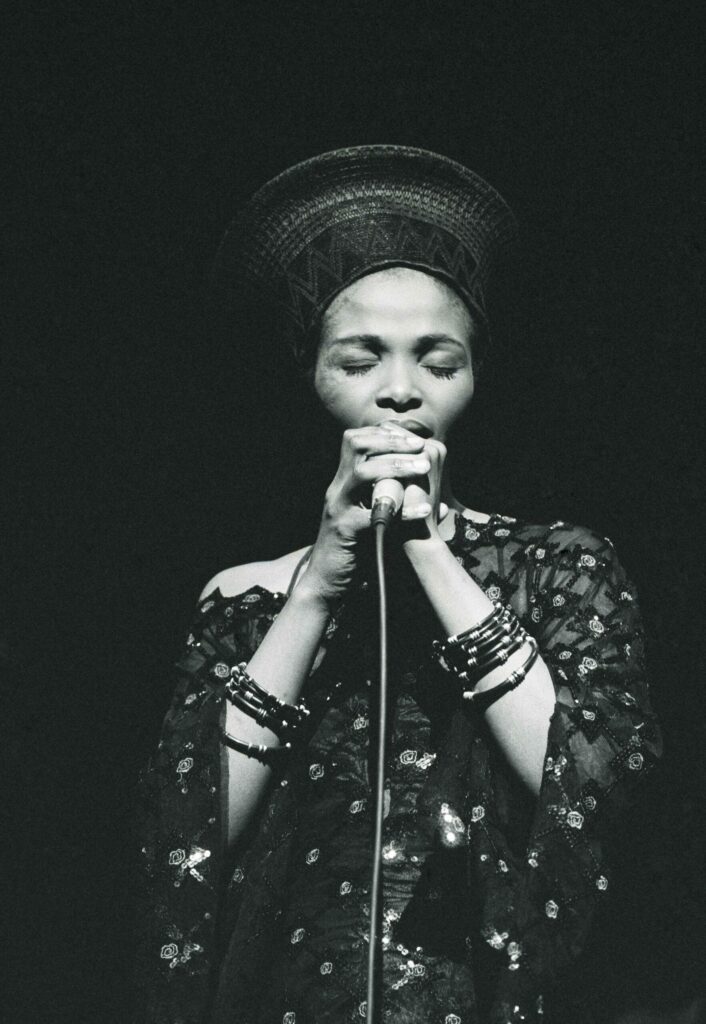 Shooting Stars: Pierre Rommelaere, Vetman van der Naam, Hylton Boucher, Pierre Crocquet, Tim Hopwood  & Roger Ballen