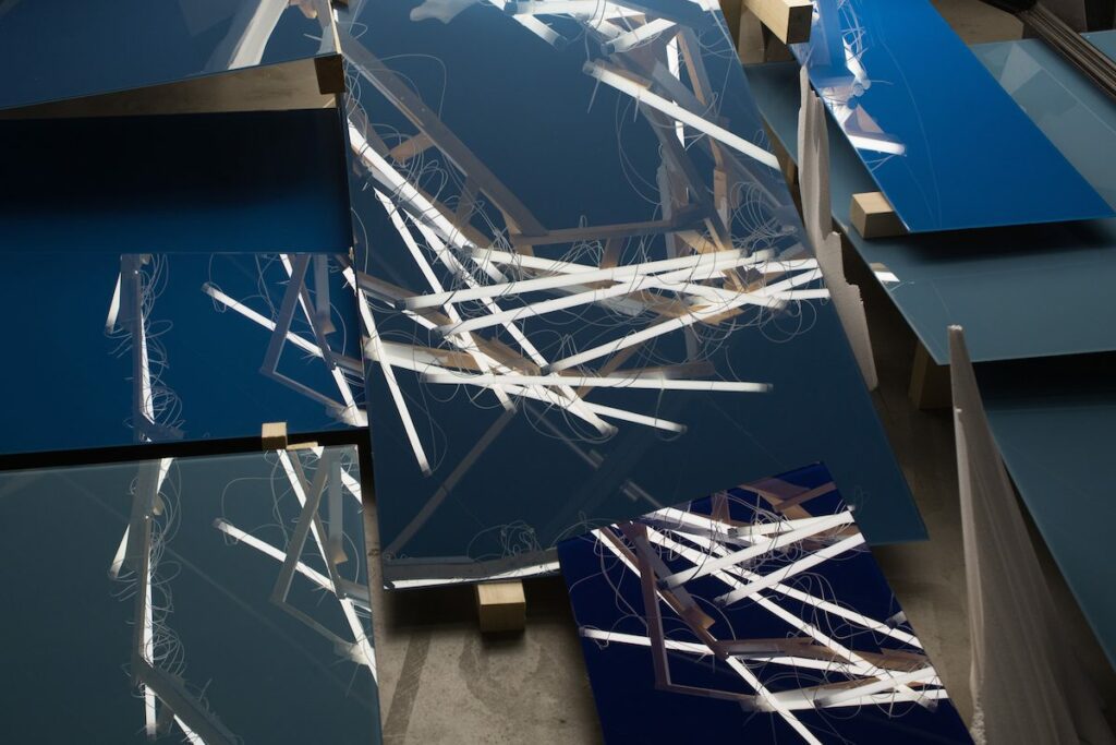 Wim_Botha-still_life_with_water-reflection34