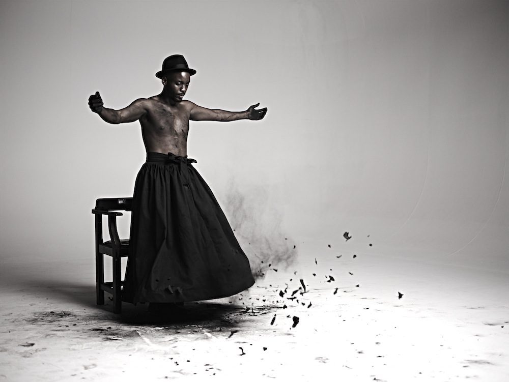 Inzilo (2013) Still from video, (c) Mohau Modisakeng