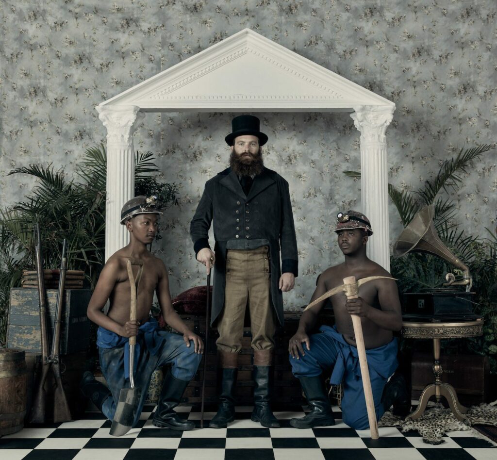 Kudzanai Chiurai, Genesis [Je n'isi isi] IV, 2016. Courtesy National Gallery of Zimbabwe.