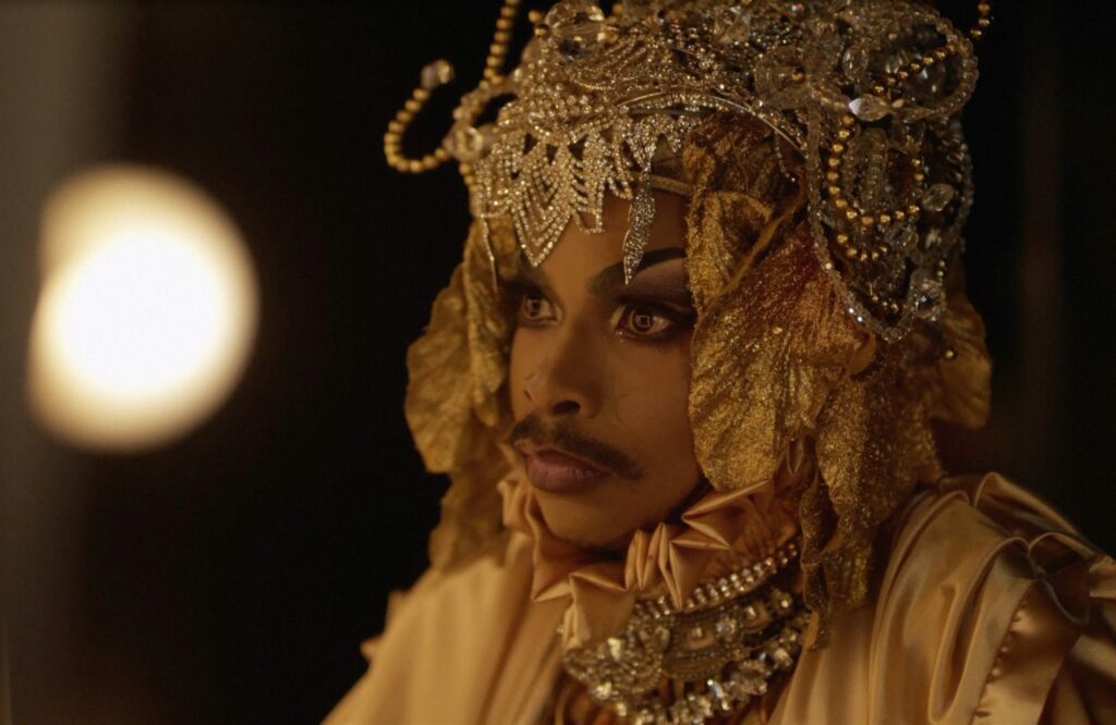 ATHI-PATRA RUGA
OVER THE RAINBOW (QUEENS IN EXILE SERIES) (VIDEO STILL)
2016–2017 Single channel HD Video 9:20 min Edition of 10 + 2AP
