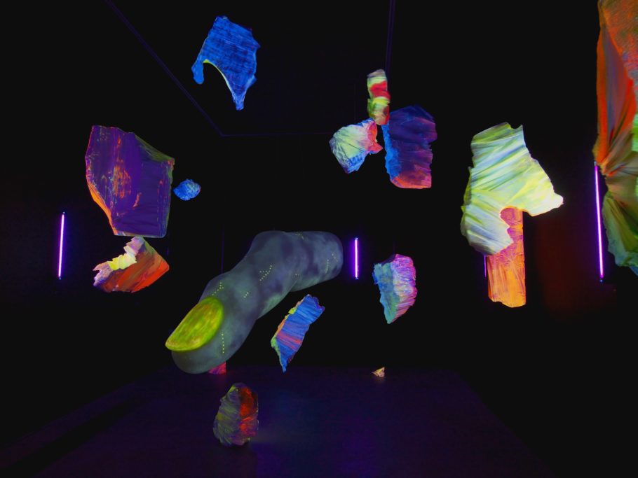 Naufus Ramírez-Figueroa, God's Reptilian Finger, 2015. Courtesy the artist. Photo: Andy Keate
