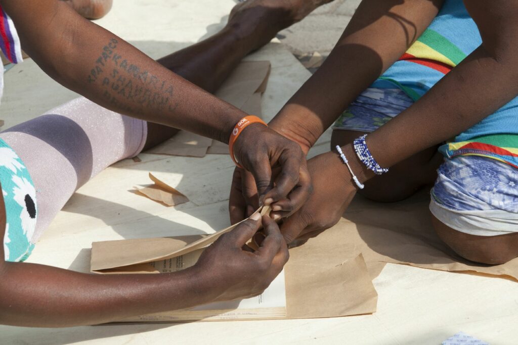 Ibrahim Mahama – a straight line through the carcass of history. 1918–1945. 2015–2018 