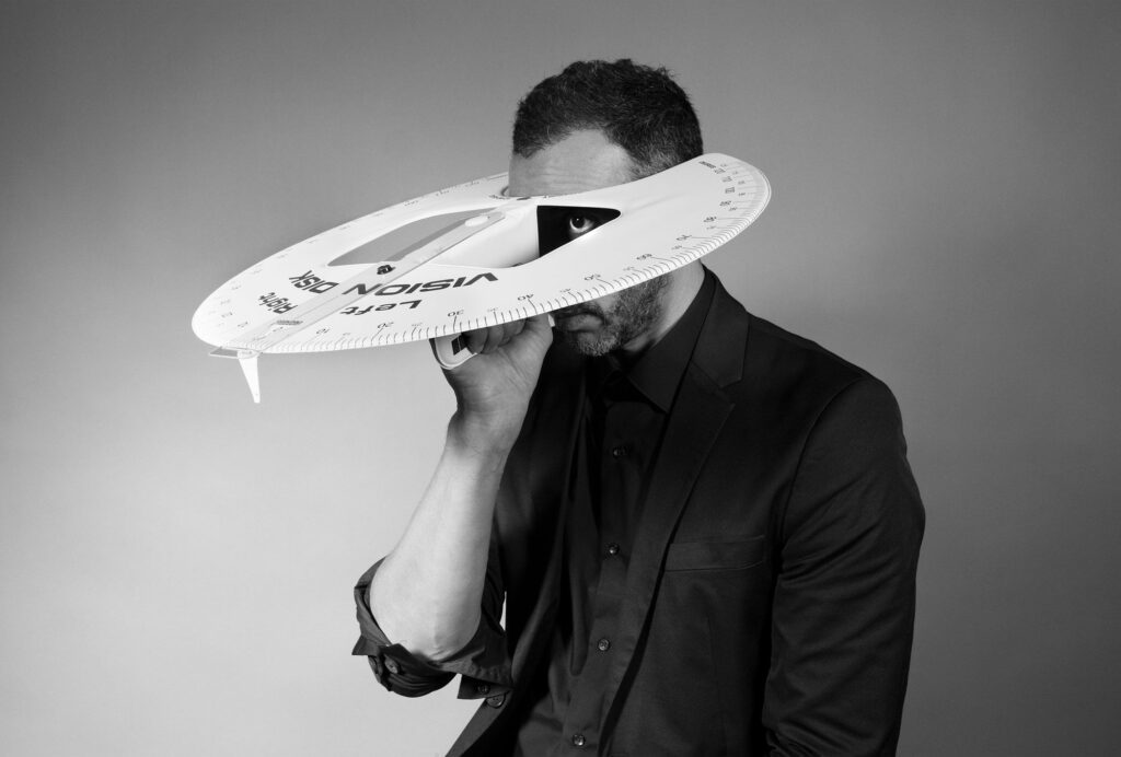 Mounir Fatmi, Peripheral Vision, 2017