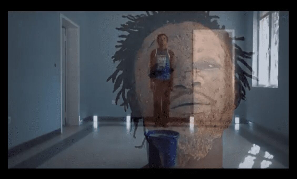 Vidéo performance Lubumbashi-Kinshasa de FUNDI MWAMBA (FM) Gustave Giresse et Michael DISANKA (video still), 2018. Une production de O2 Studios, Collectif D'art D'art et Mite Enternenement. 