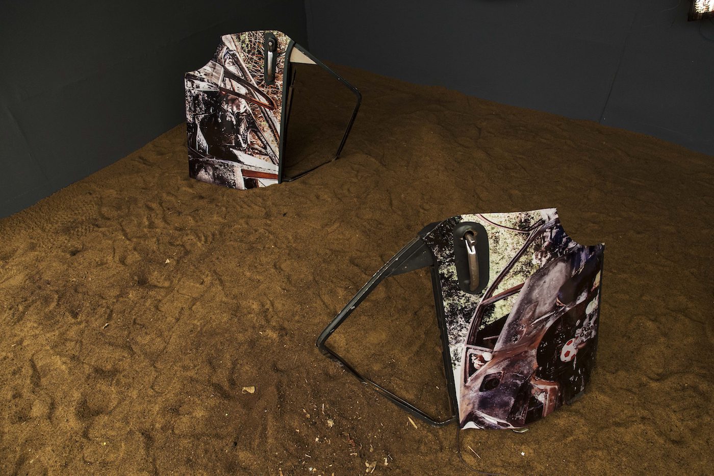 Kelvin Haizel, things and nothings, 2017. Installation view at the 11th Bamako Biennial. Courtesy the artist.