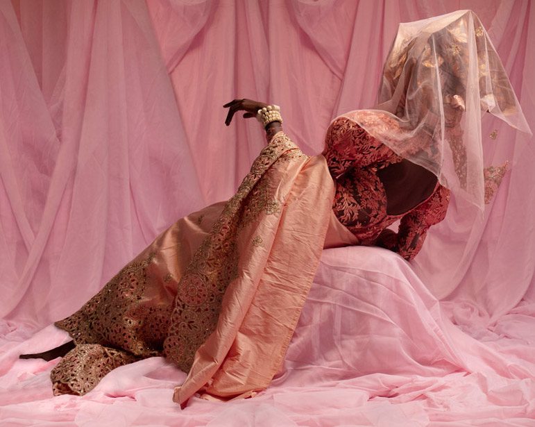 Lakin Ogunbanwo, (Detail) 2019. Digitally printed wallpaper
Dimensions variable. Courtesy the artist and WHATIFTHEWORLD.