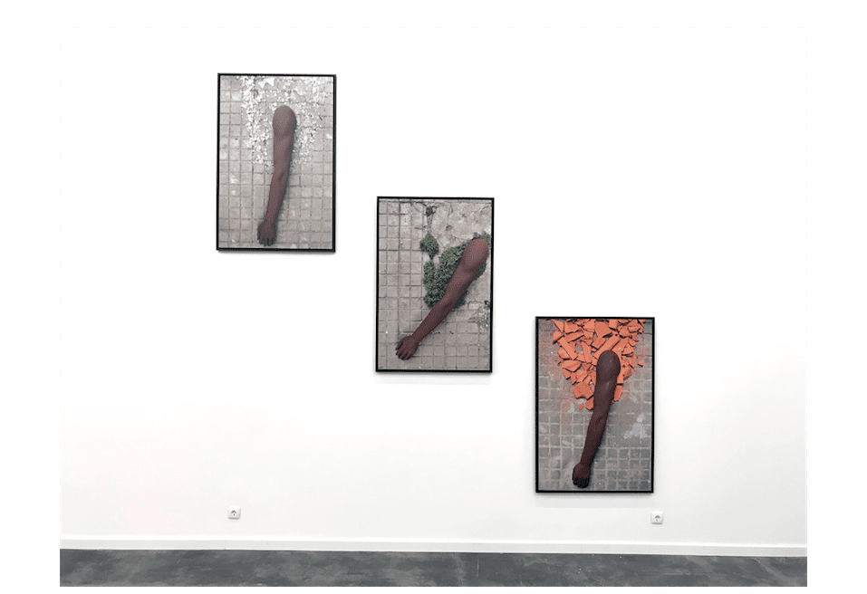 Kiluanji Kia Henda, Concreto Blues, 2019. Installation view at Jahmek Contemporary Art. Courtesy the artist and Jahmek Contemporary Art