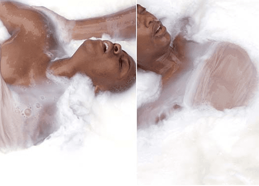 Corinna Spencer, Time is a river, perfomance still detail. Courtesy the artist