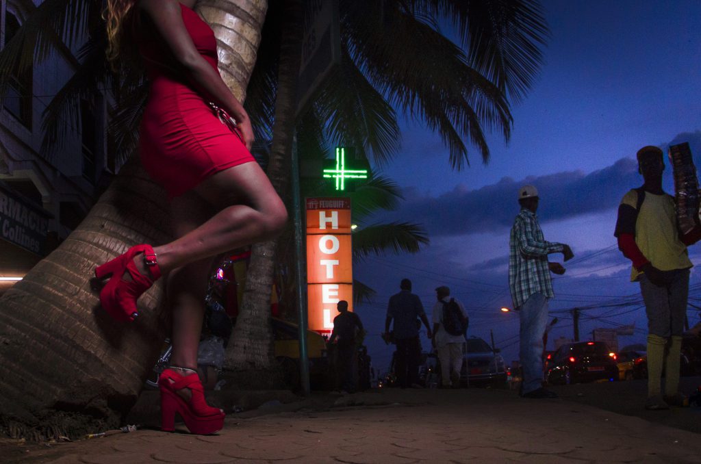 Antoine Ngolke do’o, L’Heure Rouge, 2017
