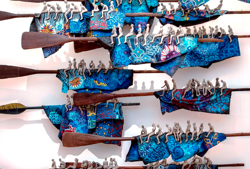 Péju Alatise I Bluer on the other side (The problem with immigration) (Detail 4) I 2018 I Wood, textile, stone cast, acrylic, metal I 270 x 210 x 50 cm
