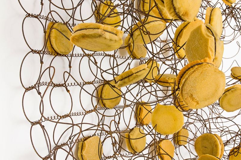 Bronwyn Katz, Droom boek, 2017, Salvaged bed springs and mattress, 180 x 150cm, blank projects