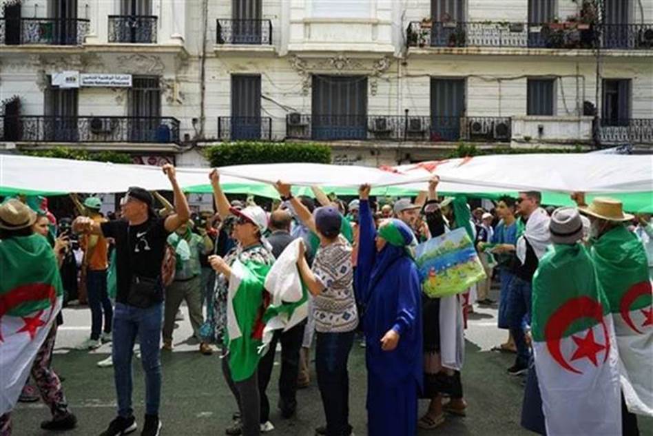 Katia Kameli, Friday Number Sixteen, 2019
Photo installation, inkjet printing, 120 x 80 cm
Courtesy the artist