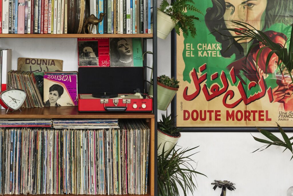 Zineb Sedira, Standing Here Wondering Which Way to Go, 2019 (Detail of the installation Way of Life). © Zineb Sedira/ ADAGP, Paris, 2019. Courtesy galeries kamel mennour, Paris/London and The Third Line, Dubaï.