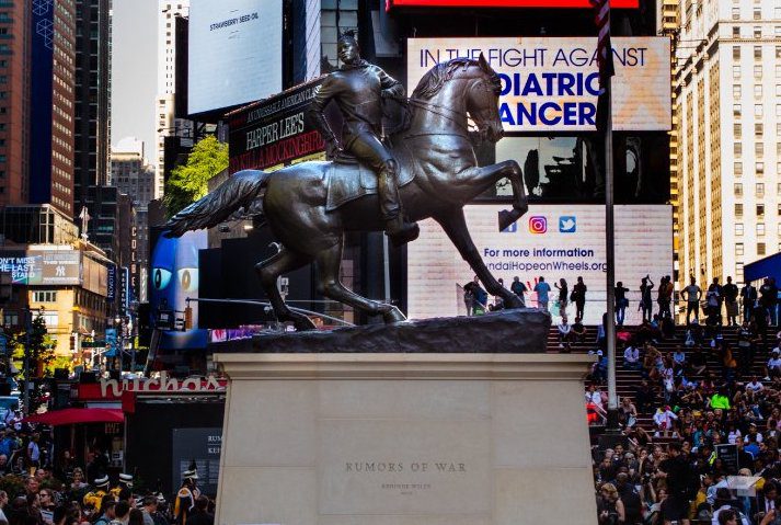 “Rumors of War” © 2019 Kehinde Wiley. Used by permission. Presented by Times Square Arts in partnership with the Virginia Museum of Fine Art and Sean Kelly, New York. | Photo by Kylie Corwin for Kehinde Wiley
