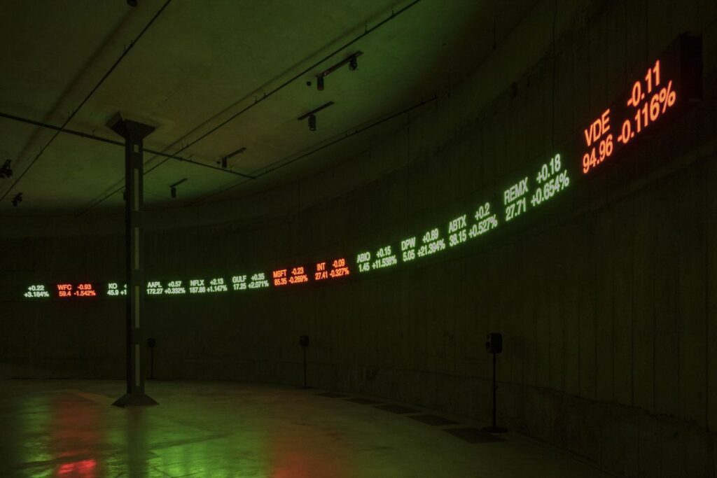 Emeka Ogboh, The Way Earthly Things Are Goin g, 2017, © der Künstler, Tate Modern 2017 