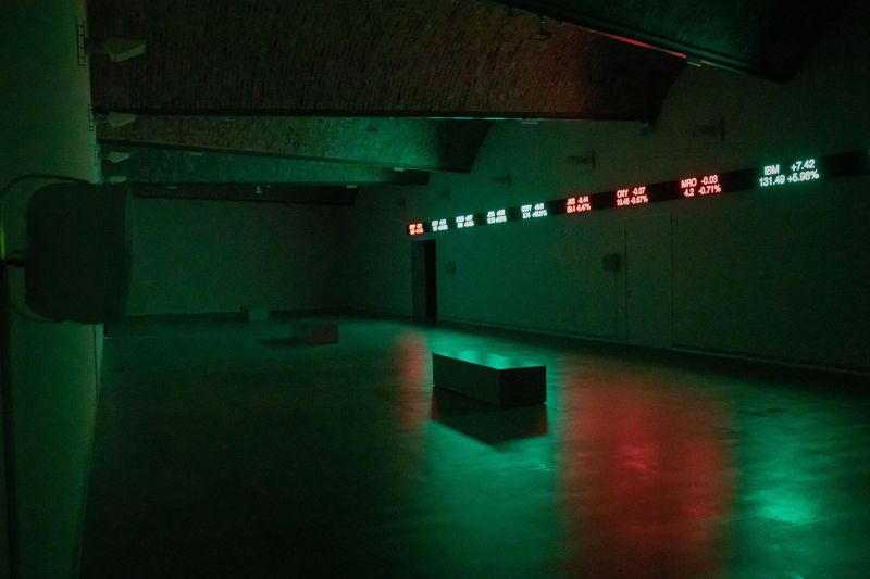 Emeka Ogboh, The Way Earthly Things Are Going,  Installation view at Kunstmuseum Ravensburg. Foto: Kunstmuseum Ravensburg/Wynrich Zlomke
