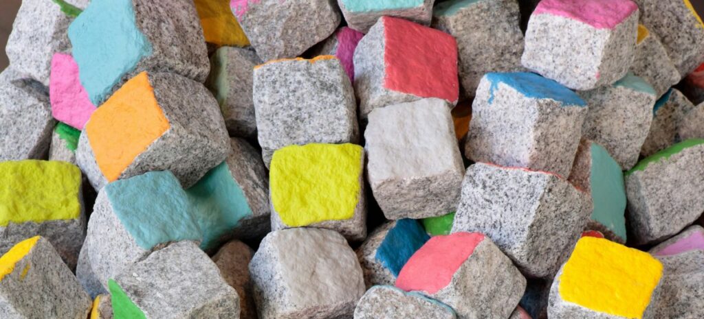 Pascale Marthine Tayou, Colored Stones (detail), 2018. Courtesy of the artist and Galleria Continua. © ADAGP, Paris. Photo: David Hunter Hale for ICA/VCU.