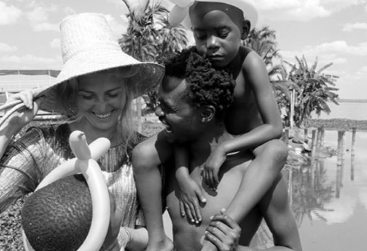 Admire Kamudzengerere and Rachel Monosov, Lake Chivero, August 31, 1972 (detail) from the series 1972, 2017. Purchase funds provided by Northern Trust, Hugh and Nancy Magill and the Andra S. and Irwin Press Collections Fund, 2017.7.
