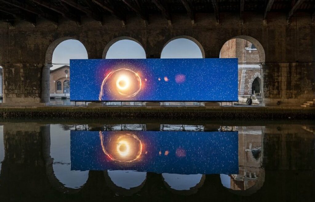 Wu Tsang, Of Whales
2022, 59 Bienal de arte, The Milk of Dreams.
Photograph, Matteo de Fina.
Courtesy of Museo Nacional Thyssen-Bornemisza 