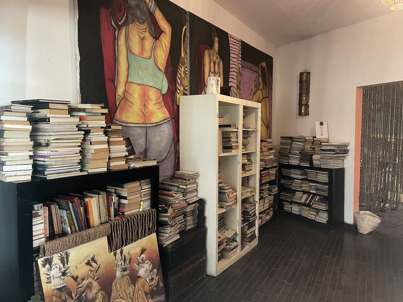 Bushman Café, Abidjan