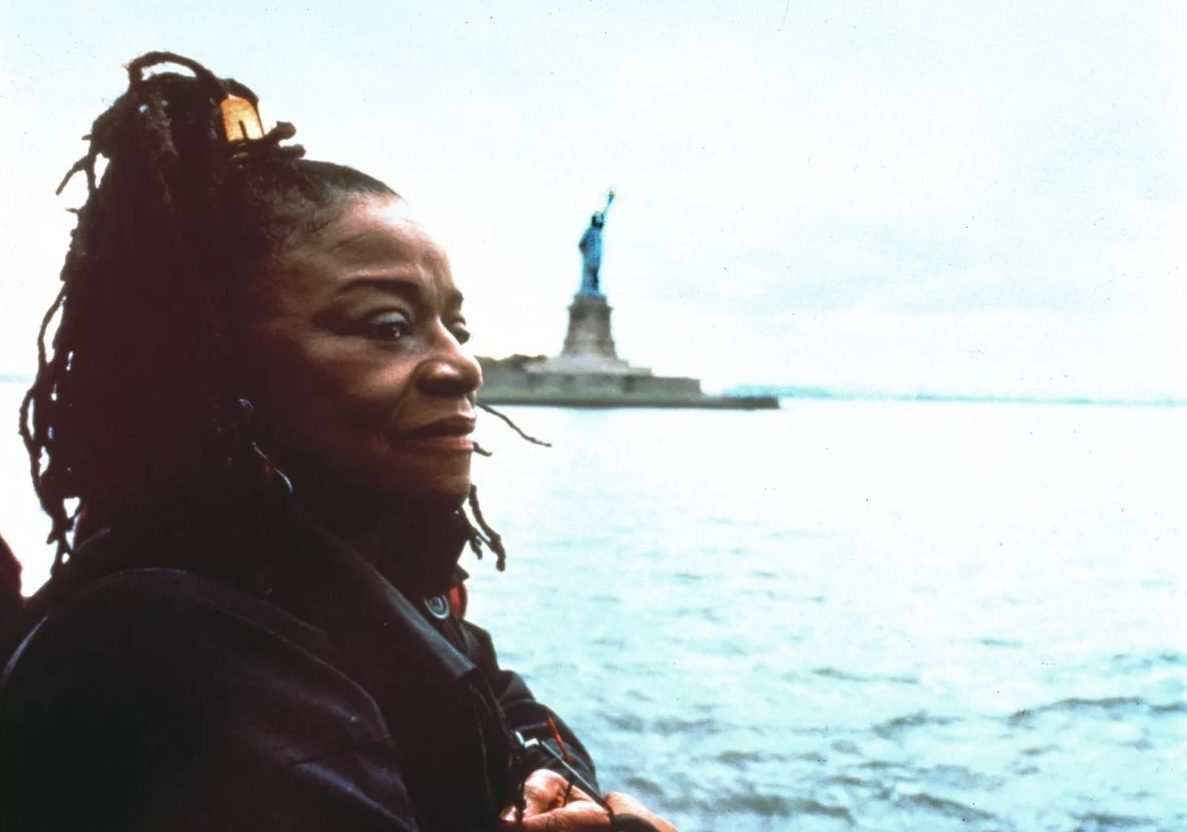 Portrait of Faith Ringgold. Photo by Grace Matthews.